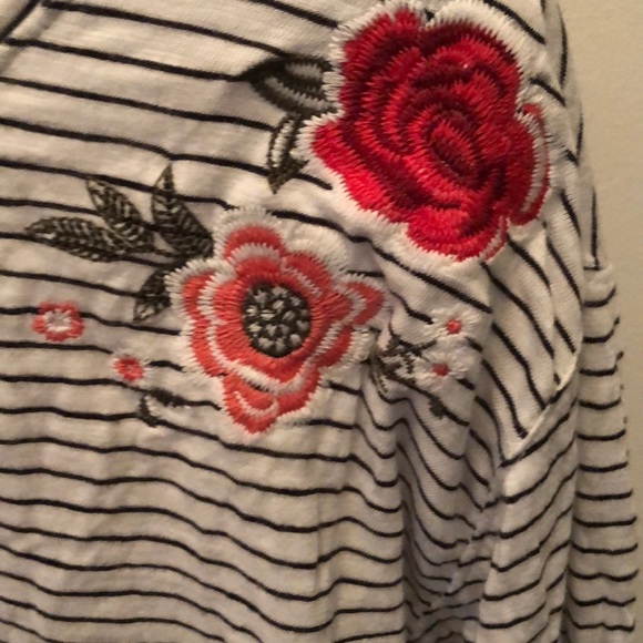Hollister Striped Floral Embroidered Blouse - Picture 3 of 6